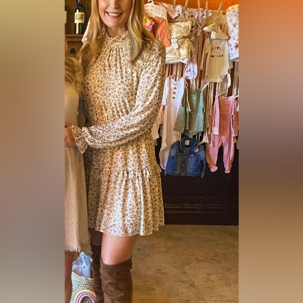 Neautral floral dress- worn once!